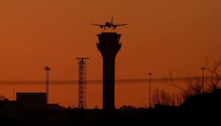 © Reuters. Aena firma una línea de crédito sindicada de 800 millones de euros