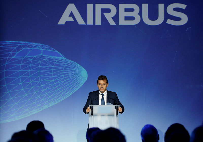 © Reuters. Guillaume Faury, President of Airbus Commercial Aircraft, delivers a speech during the delivery of the first A330neo commercial passenger aircraft for TAP Air Portugal airline in Colomiers, near Toulouse