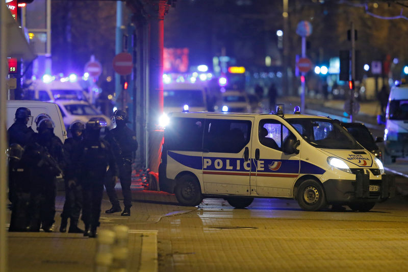 © Reuters. مصدران بالشرطة الفرنسية: مقتل المشتبه به الرئيسي في هجوم ستراسبورج