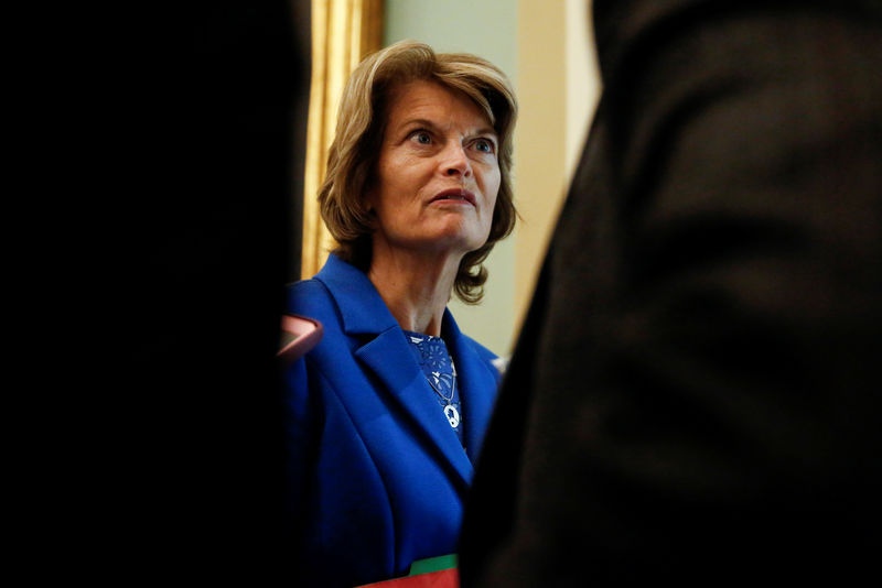 © Reuters. Senator Lisa Murkowski (R-AK) speaks to reporters before a series of votes on legislation ending U.S. military support for the war in Yemen on Capitol Hill in Washington