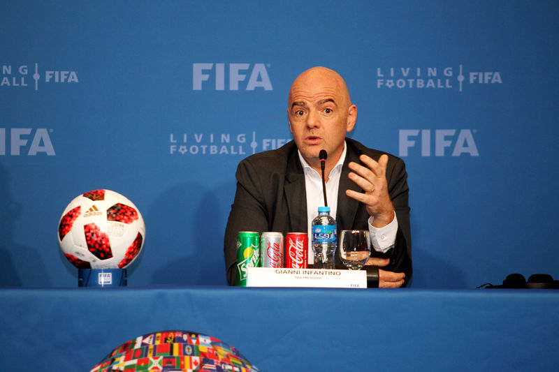 © Reuters. Infantino dice que cuenta con apoyos para un Mundial de Qatar con 48 selecciones