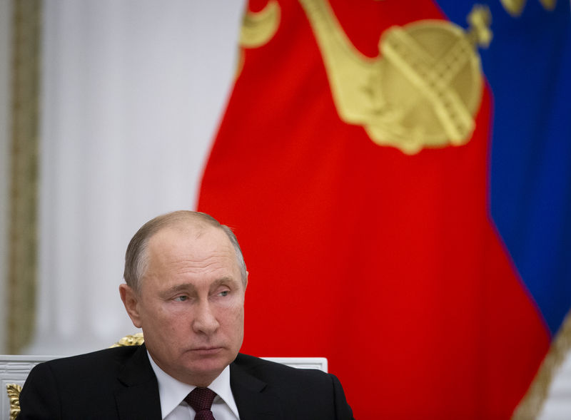 © Reuters. بوتين يدعو لدور للكرملين في موسيقى الراب بدلا من إلغاء الحفلات
