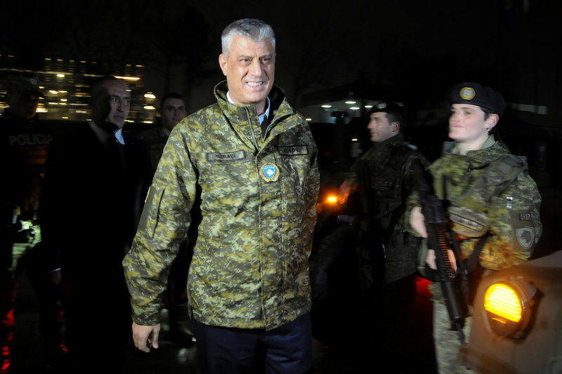 © Reuters. كوسوفو تشكل وفدا لإجراء محادثات مع صربيا لحل الخلافات بينهما
