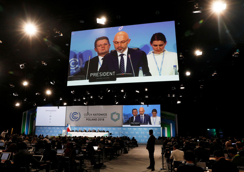 © Reuters. COP24 President Michal Kurtyka speaks during a final session of the COP24 U.N. Climate Change Conference 2018 in Katowice