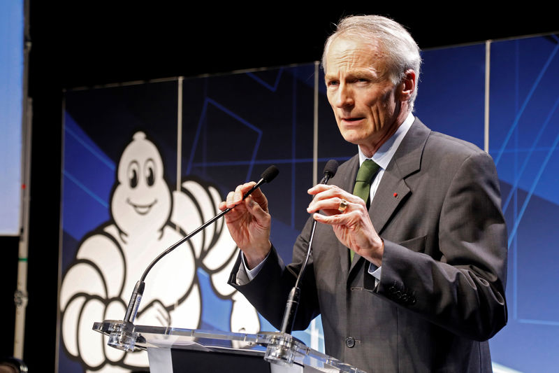 © Reuters. Jean-Dominique Senard, Michelin CEO, attends a news conference to present the company's 2017 annual results in Paris