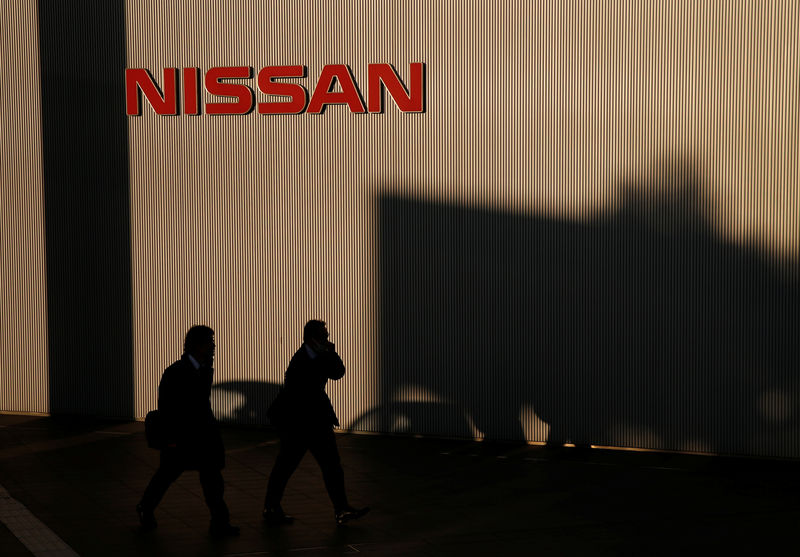 © Reuters. Los líderes de Renault-Nissan se reúnen por la crisis en la alianza