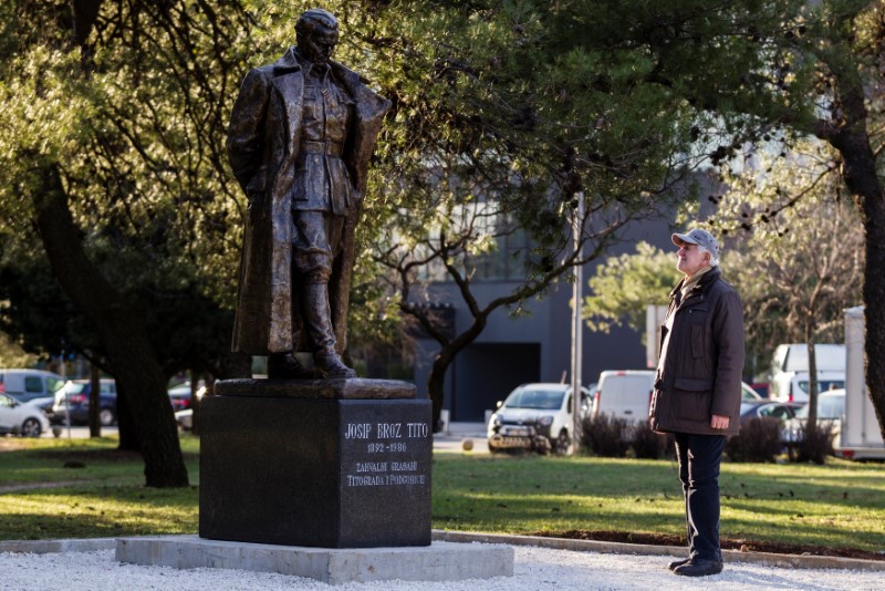 © Reuters. Montenegro revela un monumento del ex líder comunista yugoslavo Tito