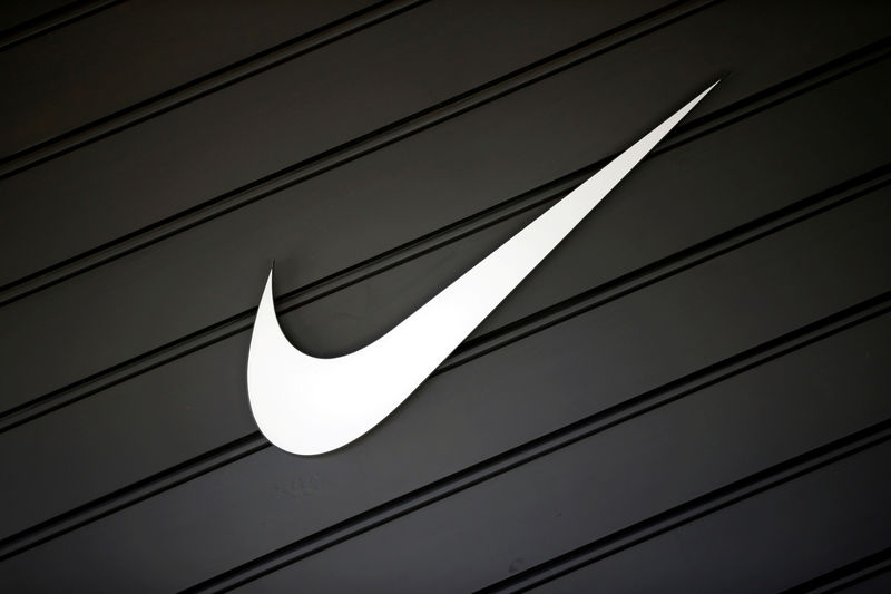 © Reuters. Logo da Nike em foto ilustrativa