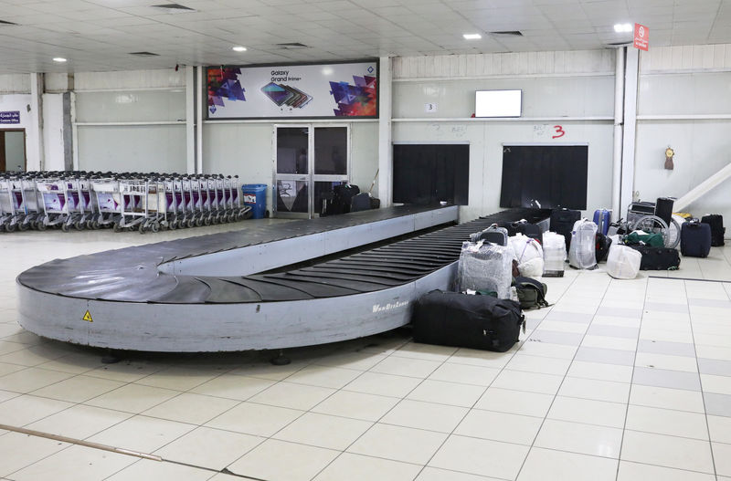 © Reuters. FILE PHOTO: The interior of Mitiga airport is seen empty following clashes, in Tripoli, Libya