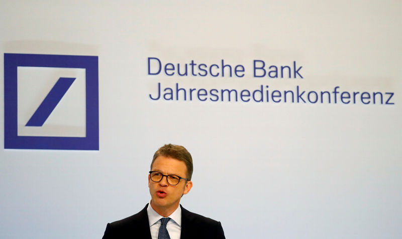 © Reuters. FILE PHOTO: Christian Sewing, CEO of Deutsche Bank AG, addresses the media during the bank's annual news conference in Frankfurt