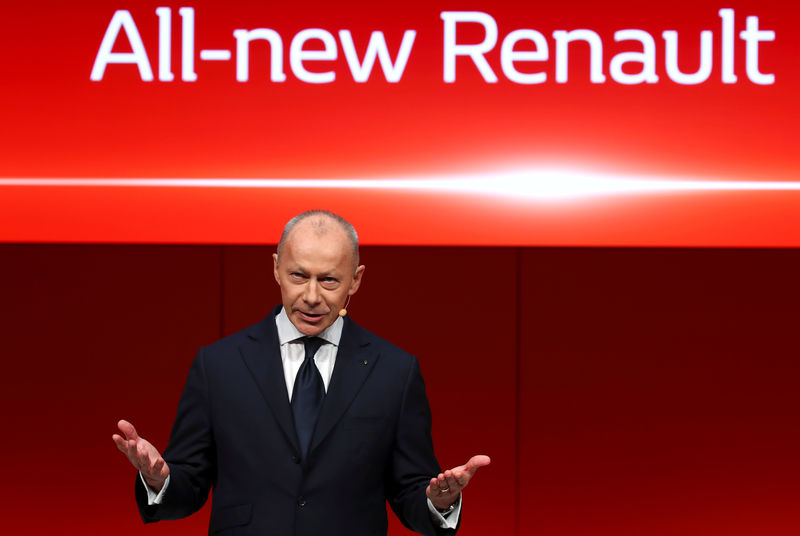 © Reuters. FILE PHOTO: 89th Geneva International Motor Show in Geneva