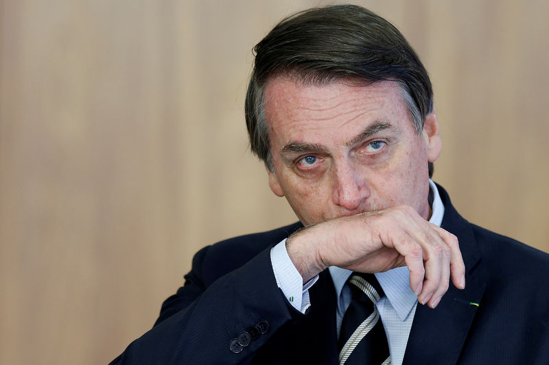 © Reuters. Foto de archivo. El presidente de Brasil, Jair Bolsonaro, asiste a una ceremonia en el Palacio de Planalto en Brasilia