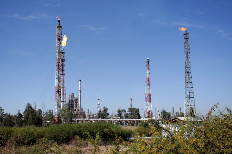 © Reuters. НПЗ Petroleos Mexicanos в Саламанке