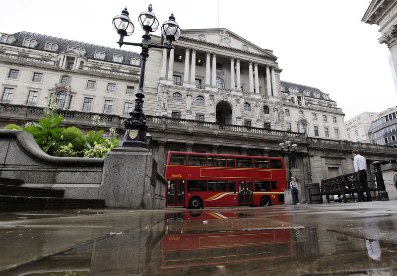 © Reuters. اقتصاد بريطانيا يحث الخطى في يناير لكنه يظل بطيئا قبل الخروج