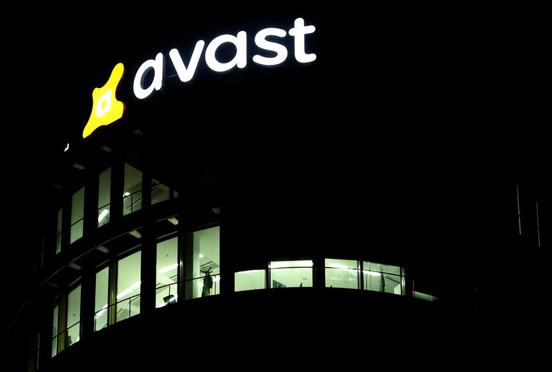 © Reuters. FILE PHOTO: The logo of Avast Software company is seen at its headquarters in Prague