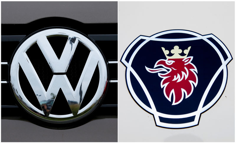 © Reuters. FILE PHOTO: A combination of two file photographs shows the logos of German carmaker Volkswagen in Carlsbad, California and Swedish truck maker Scania in Ludwigsfelde