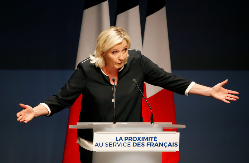A Fréjus, Le Pen lance les municipales en pensant à 2022