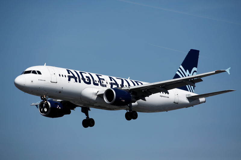 Bankrupt Aigle Azur's unions seek more time for Air France talks