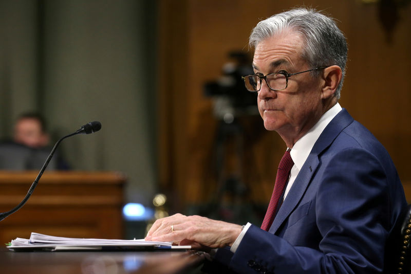 © Reuters. FILE PHOTO: Federal Reserve Board Chairman Jerome Powell testifies on Capitol Hill in Washington DC