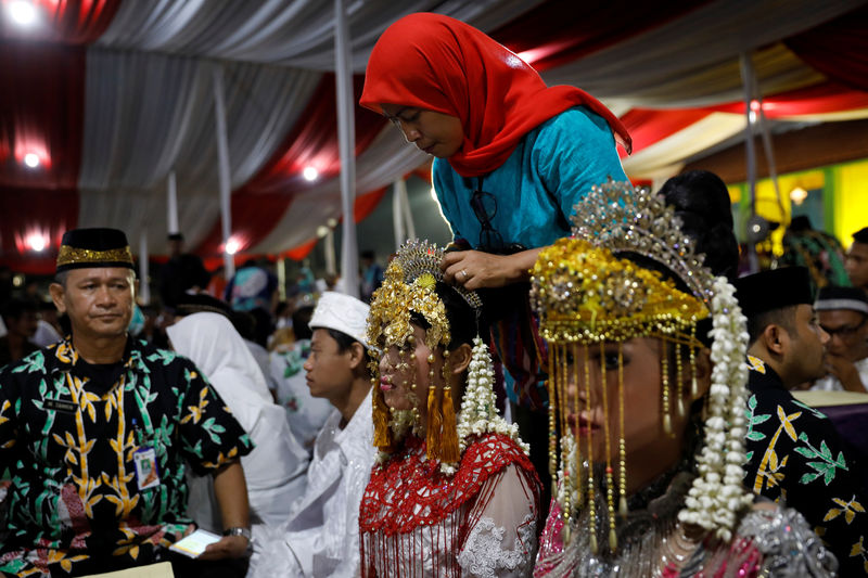 Indonesia busca erradicar el matrimonio infantil al elevar la edad mínima de las novias