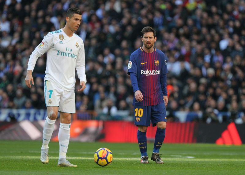 © Reuters. La Liga Santander - Real Madrid vs FC Barcelona