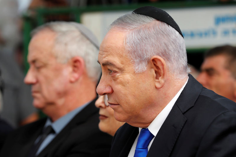 Un debilitado Netanyahu busca gobernar en alianza con su rival de centro Gantz