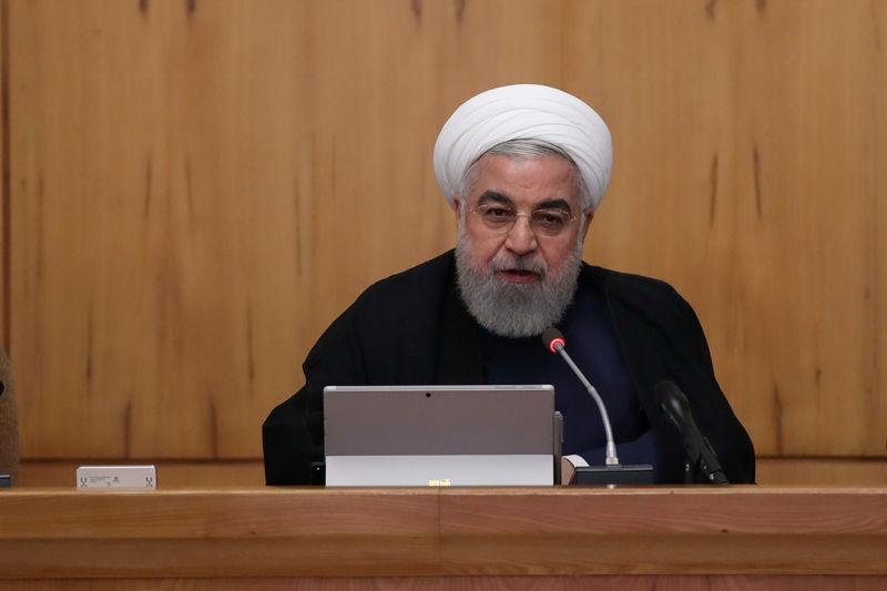 © Reuters. Iranian President Hassan Rouhani speaks during the cabinet meeting in Tehran