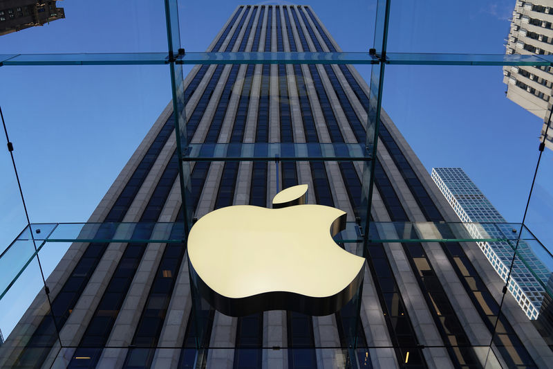 U.S. trade regulators approve some Apple tariff exemptions amid broader reprieve