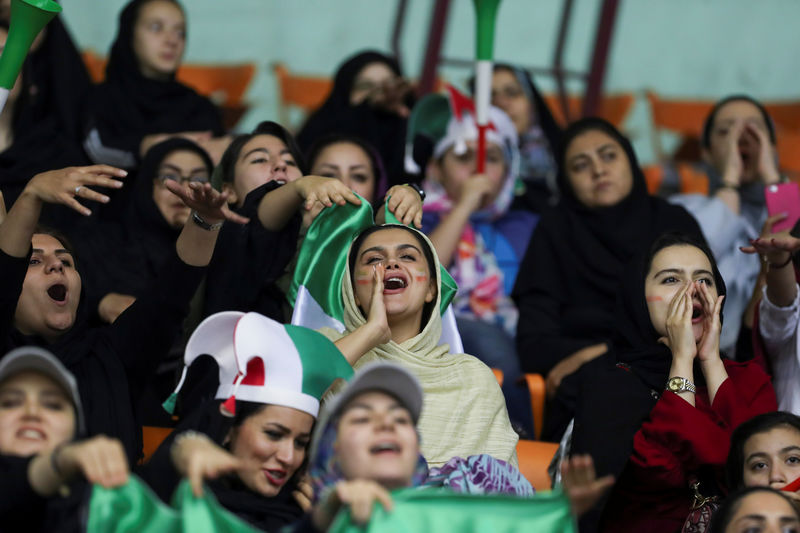 Irán ha &quot;asegurado&quot; que las mujeres pueden asistir a partido de clasificación: Infantino