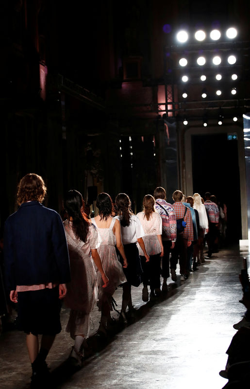 Portugal's Moura pays tribute to cod fishermen at Milan Fashion close
