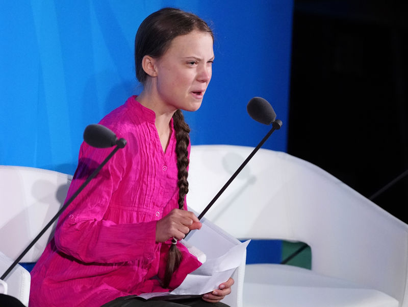 Vocês roubaram meus sonhos, diz Greta Thunberg a líderes mundais em cúpula do clima da ONU