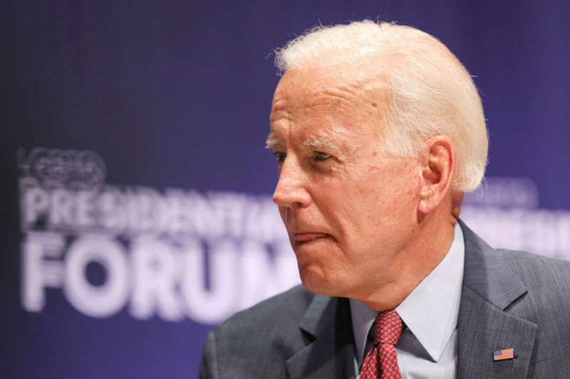 © Reuters. FILE PHOTO: Democratic presidential candidate and former Vice President Joe Biden speaks at the One Iowa and GLAAD LGBTQ Presidential Forum in Cedar Rapids, Iowa