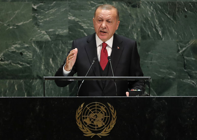 © Reuters. أردوغان: الطاقة النووية إما أن تكون متاحة للجميع أو محظورة تماما