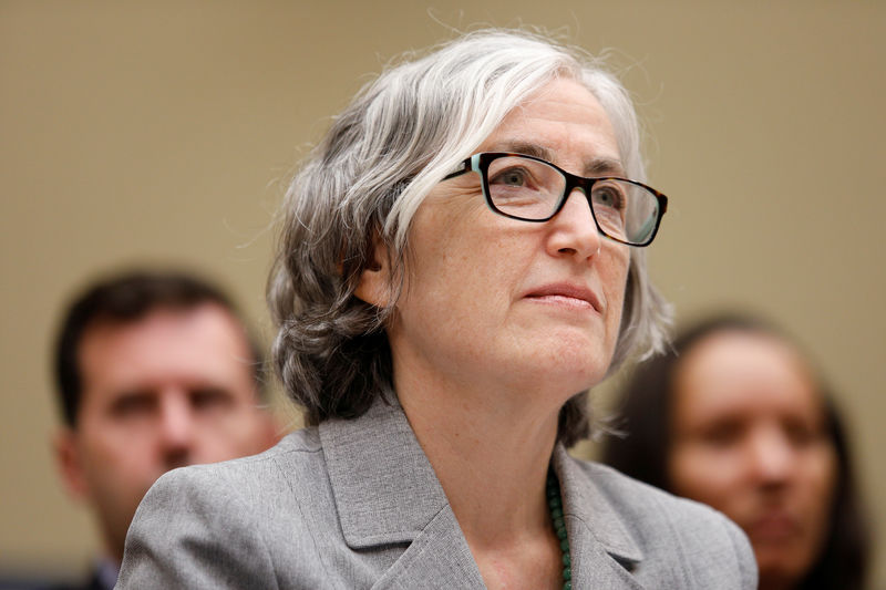 © Reuters. Anne Schuchat, principal deputy secretary of the Centers for Disease Control and Prevention, testifies before a House Oversight and Reform's Economic and Consumer Policy Subcommittee hearing in Washington