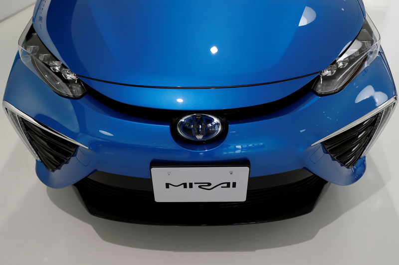 Toyota preparing next-gen Mirai fuel-cell car for 2020 launch: chairman