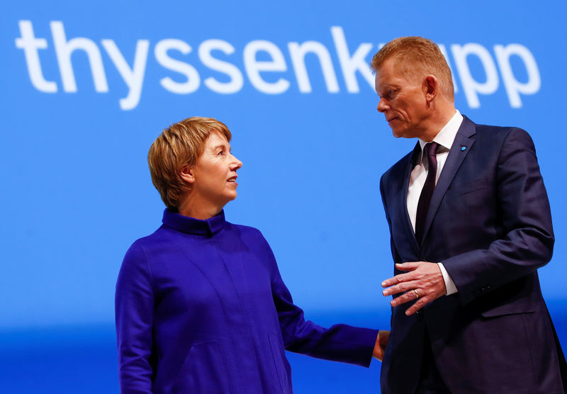 © Reuters. Outgoing ThyssenKrupp CEO Kerkhoff with interim successor Merz in Bochum