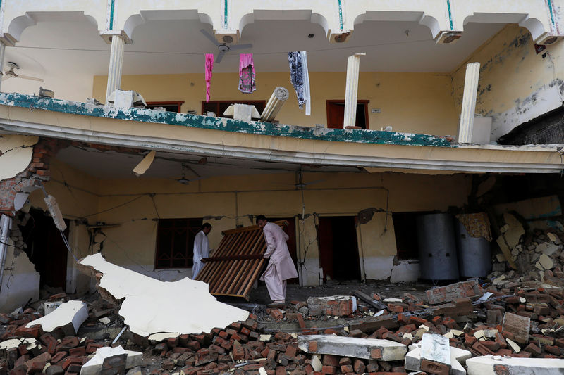 Asciende a 37 el número de muertos por el terremoto en Pakistán