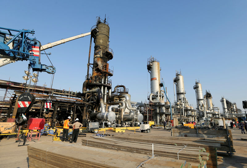 Saudi Aramco restaura produção de petróleo antes do esperado, dizem fontes