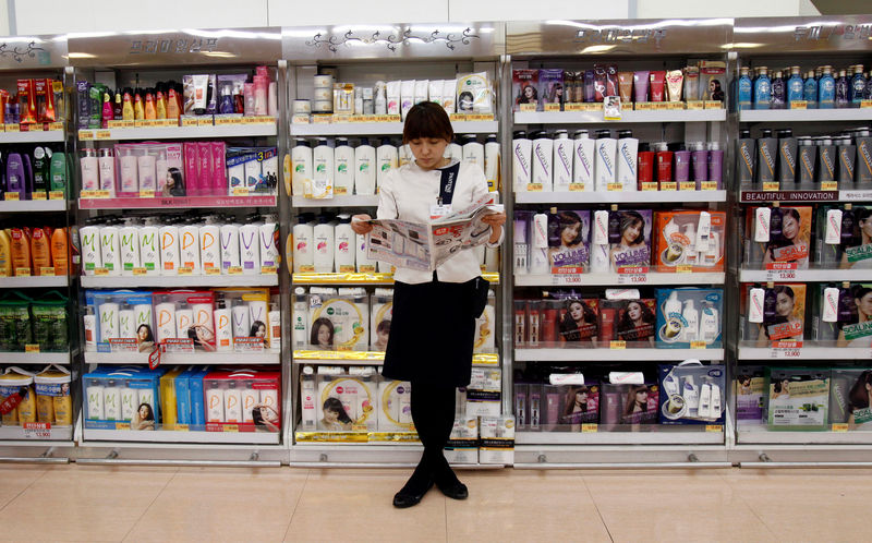 South Korea inflation expectations fall, raise chance of rate cut