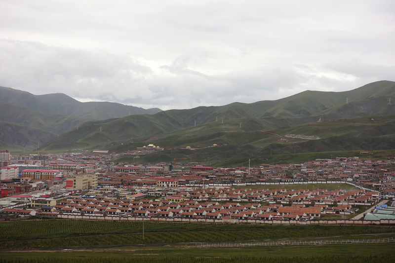 As China forges ecological future, Tibetans relinquish nomadic past