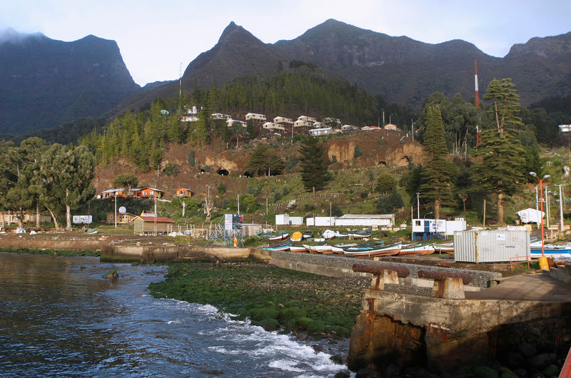La búsqueda de un tesoro en una remota isla chilena se estrella con más obstáculos