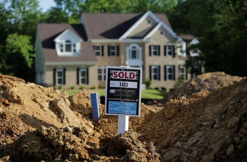 U.S. pending home sales rise more than expected in August