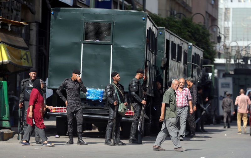 © Reuters. السيسي يهون من الدعوات للاحتجاج وسط تشديد الإجراءات الأمنية