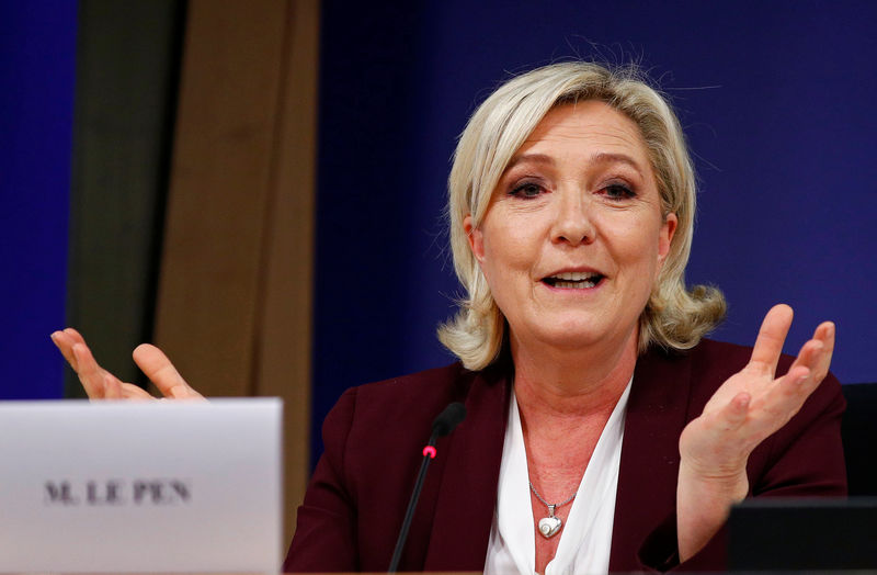 Marine Le Pen dubitative sur la stratégie de Marion Maréchal