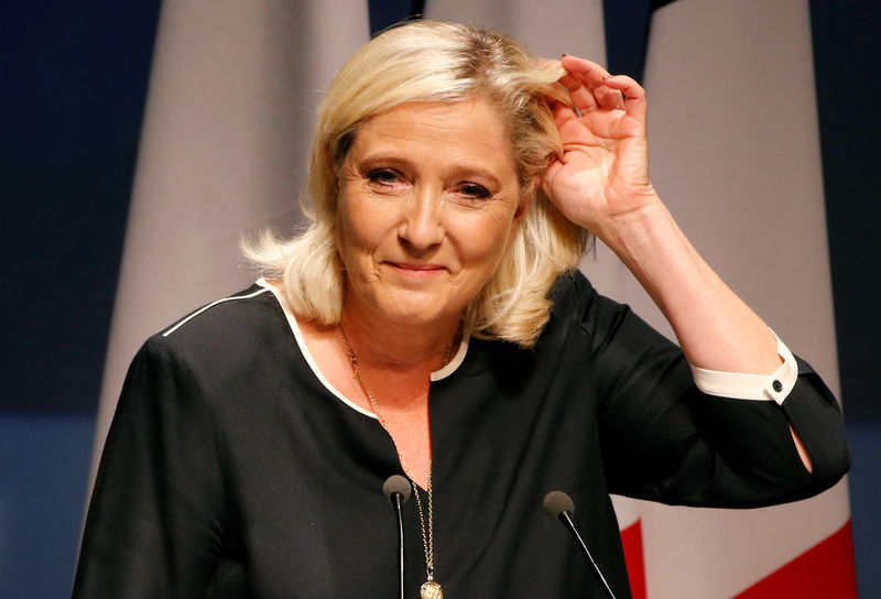 Marine Le Pen ne se rendra pas à l'hommage à Jacques Chirac