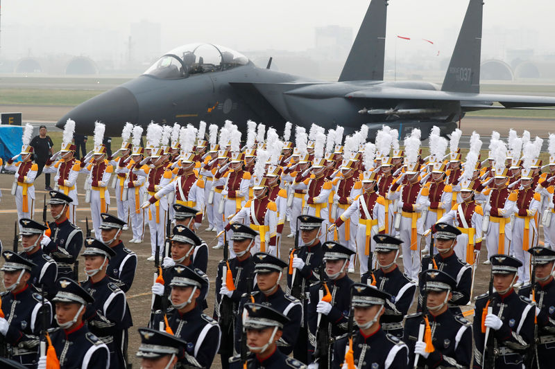 كوريا الجنوبية تستعرض مقاتلات إف-35 وكوريا الشمالية تراها تهديدا