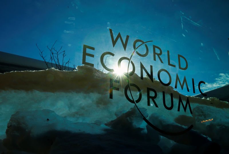 Fiscal crises biggest risk to global business, WEF says