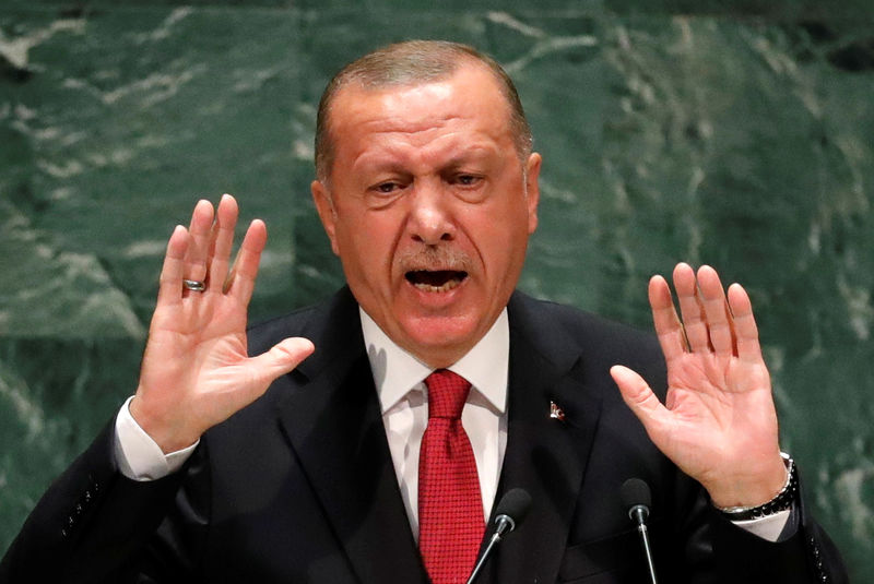 تهديد تركيا يلوح في الأفق بعد انقضاء مهلة &quot;المنطقة الآمنة&quot; في سوريا