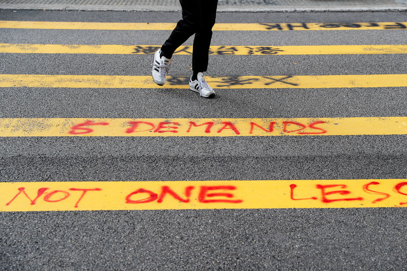 Denuncian el disparo a un adolescente por parte de la policía en Hong Kong