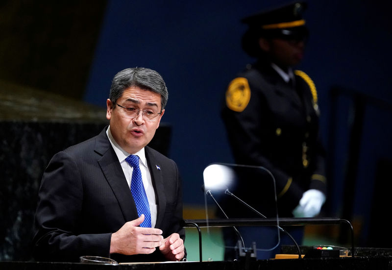 © Reuters. FILE PHOTO: Honduras' President Juan Orlando Hernandez addresses the 74th session of the United Nations General Assembly at U.N. headquarters in New York City, New York, U.S.